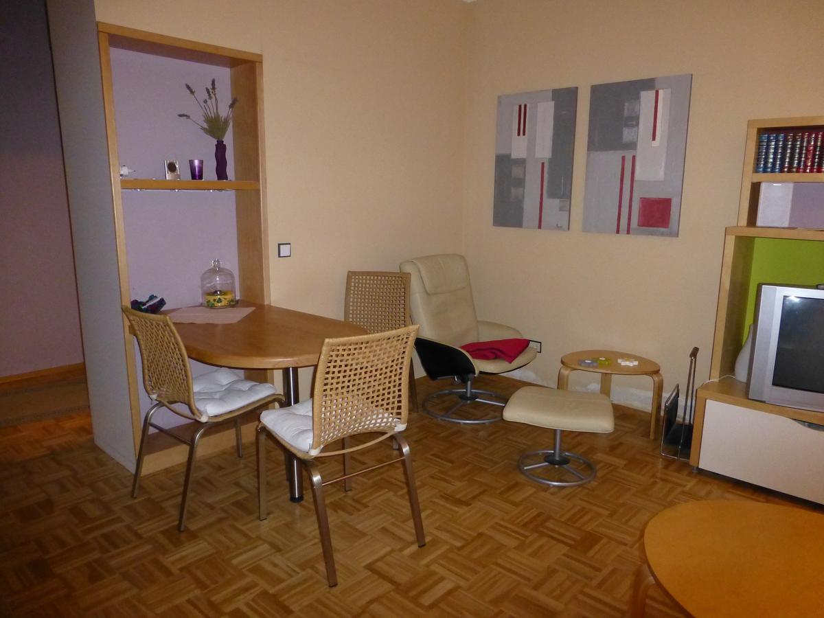 Ferienwohnungen Wozengi Schweinfurt Bagian luar foto
